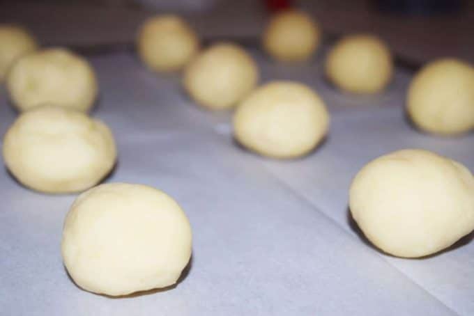 Cookies ready for oven