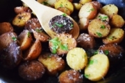 Cast Iron Skillet Garlic and Parmesan Potatoes