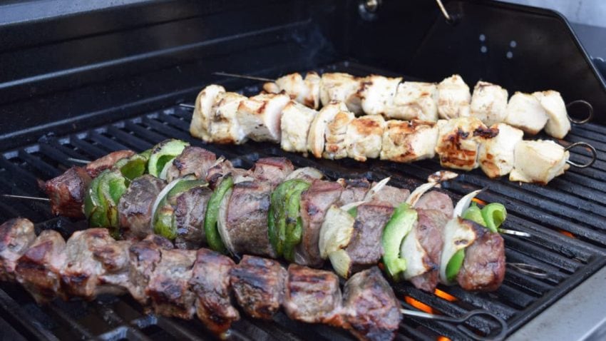 a side view of these easy grilled steak and chicken kebobs 