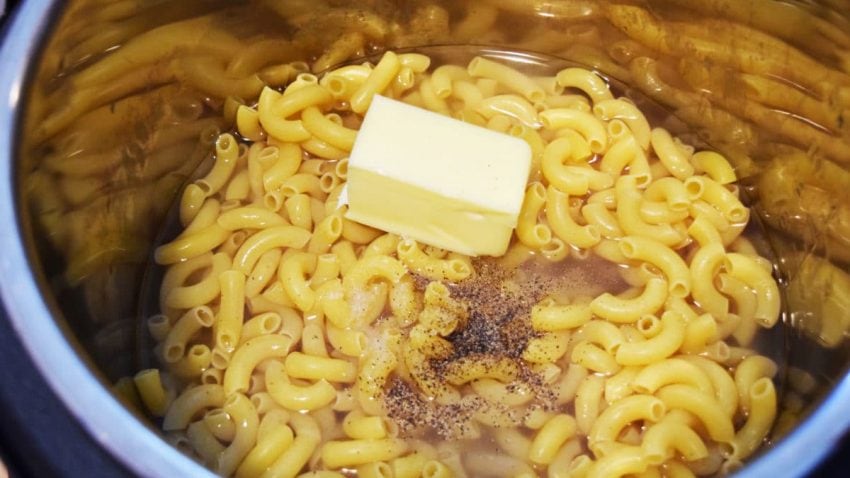 Macaroni Pasta Noodles in the Instant Pot with butter and seasonings