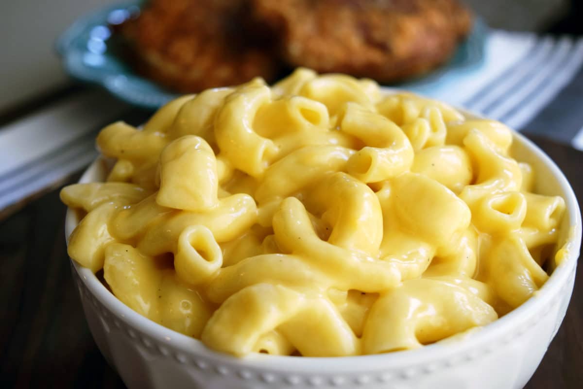 Instant Pot Creamy Mac N Cheese.