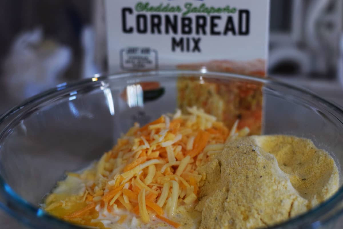 the ingredients needed to make cheesy jalapeno cornbread for this jalapeno cornbread taco pie