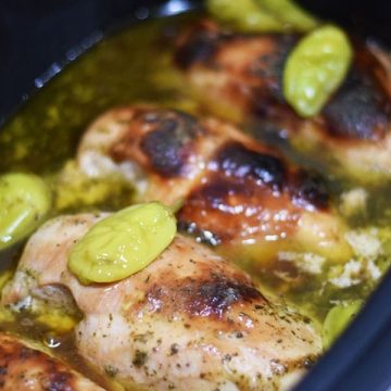 Slow Cooked Mississippi Chicken in cooking juices