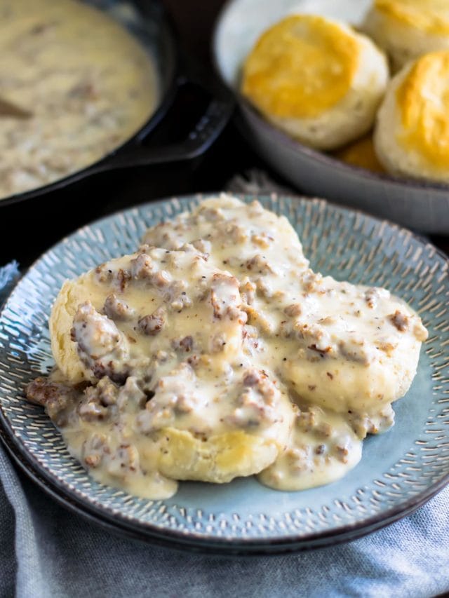 Creamed Chipped Beef Gravy - Soulfully Made