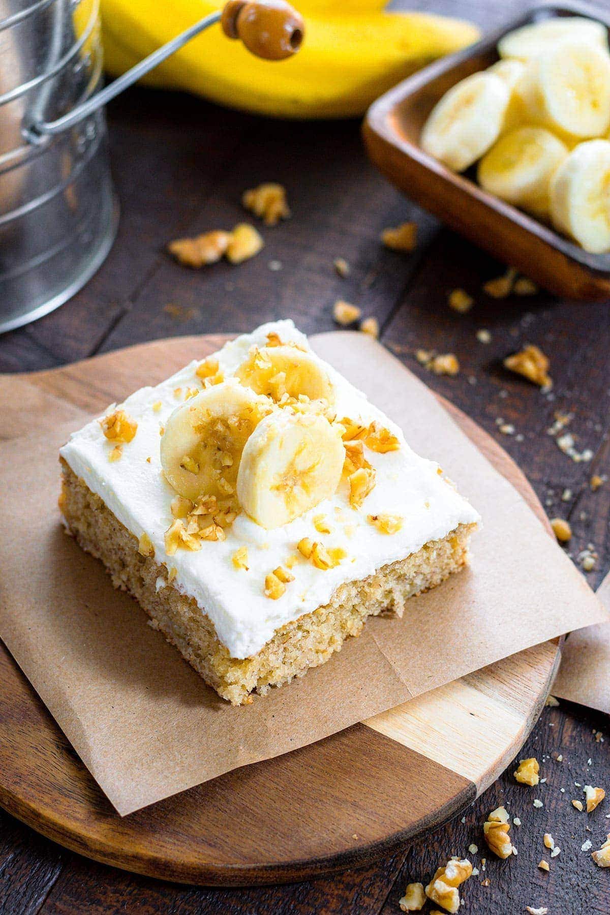 SIMPLE BANANA CAKE 🍌 CUTE AND VERY EASY TO MAKE 🍌