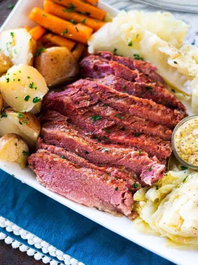 Slow Cooker Corned Beef and Cabbage