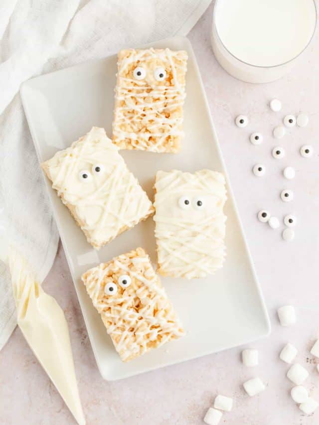 Halloween Mummy Rice Krispie Treats