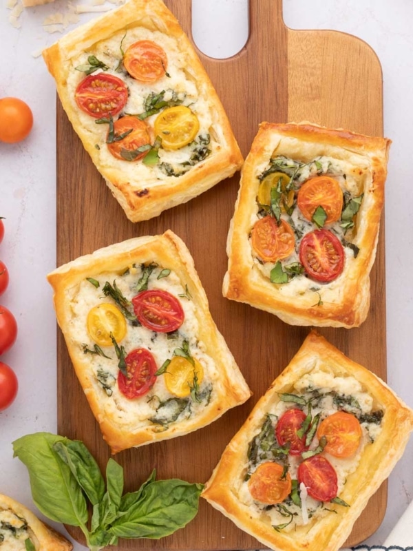 Tomato Tart with Puff Pastry