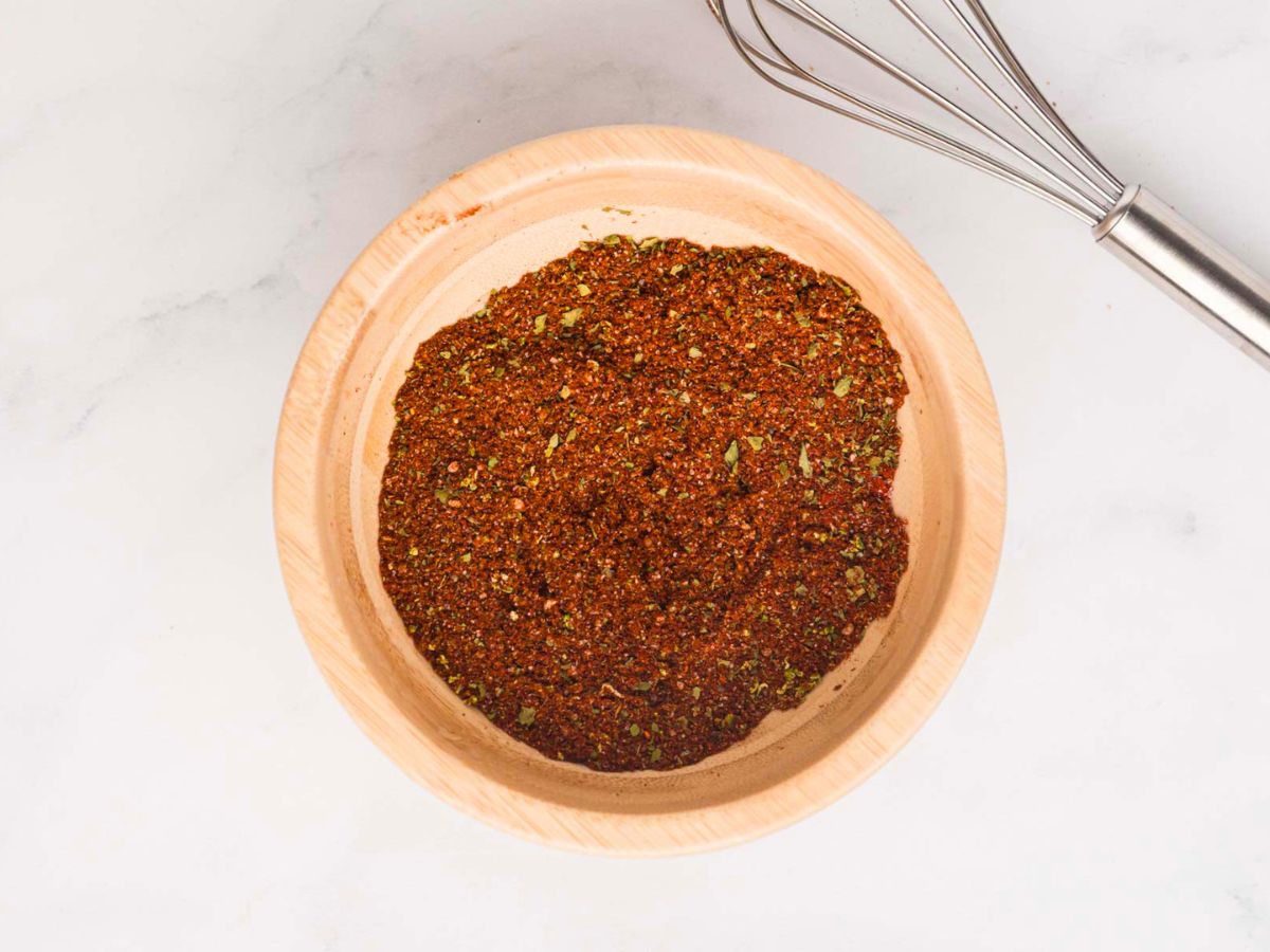 Mexican elote seasoning blend mixed in a bowl.
