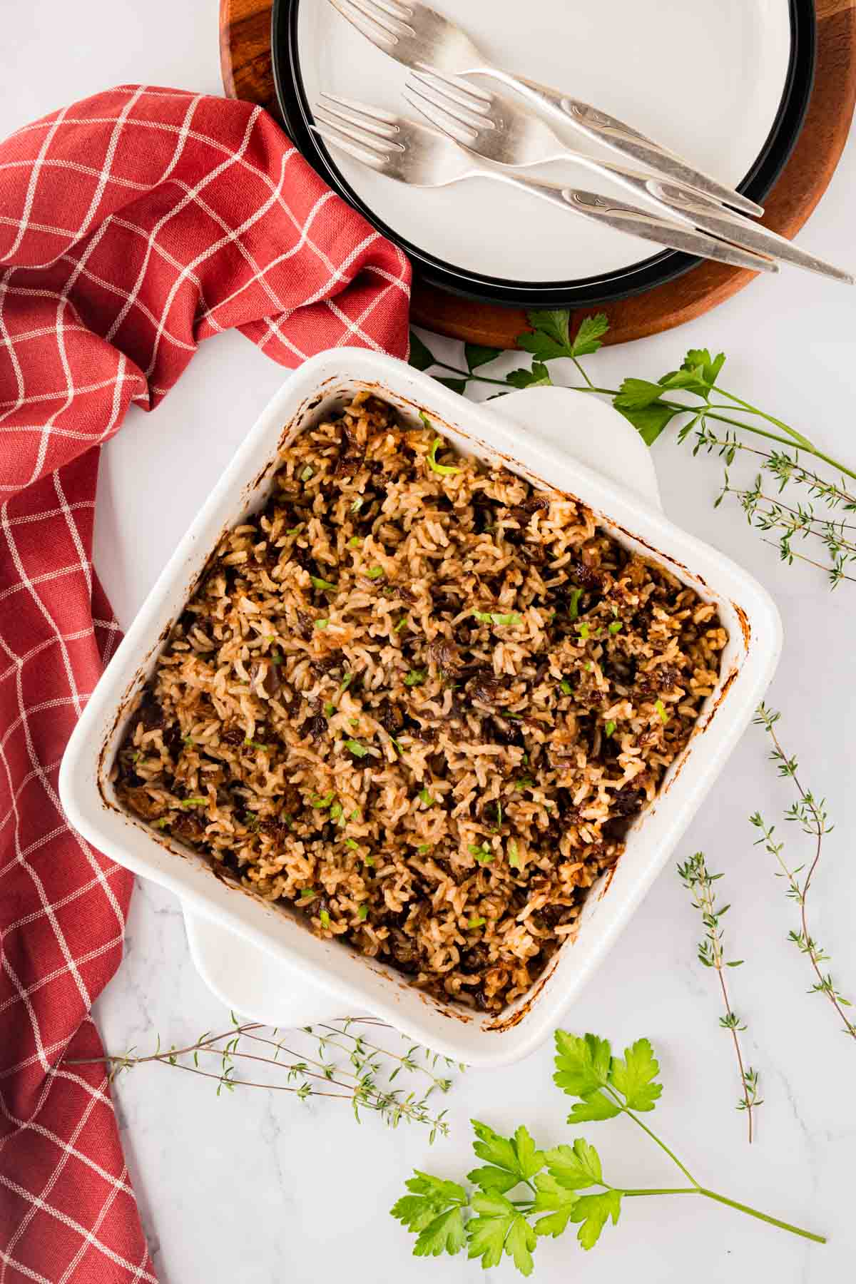Stick a butter rice in a white casserole dish.