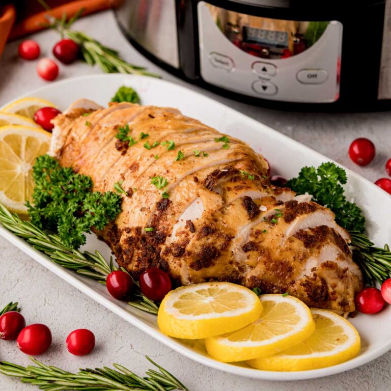 How to Make Turkey Breast in a Slow Cooker