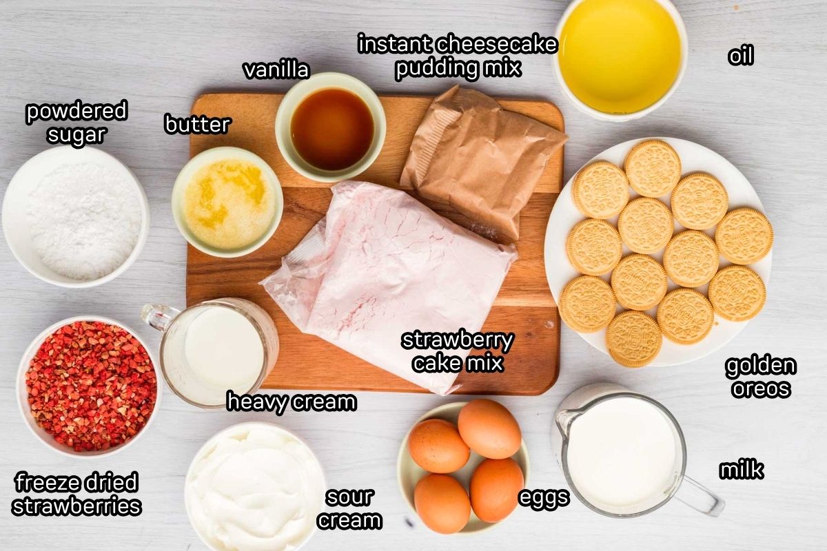 Ingredients needed to make strawberry crunch cake.